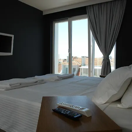 Lejlighedshotel Botabara Del Mar Boutique 3*